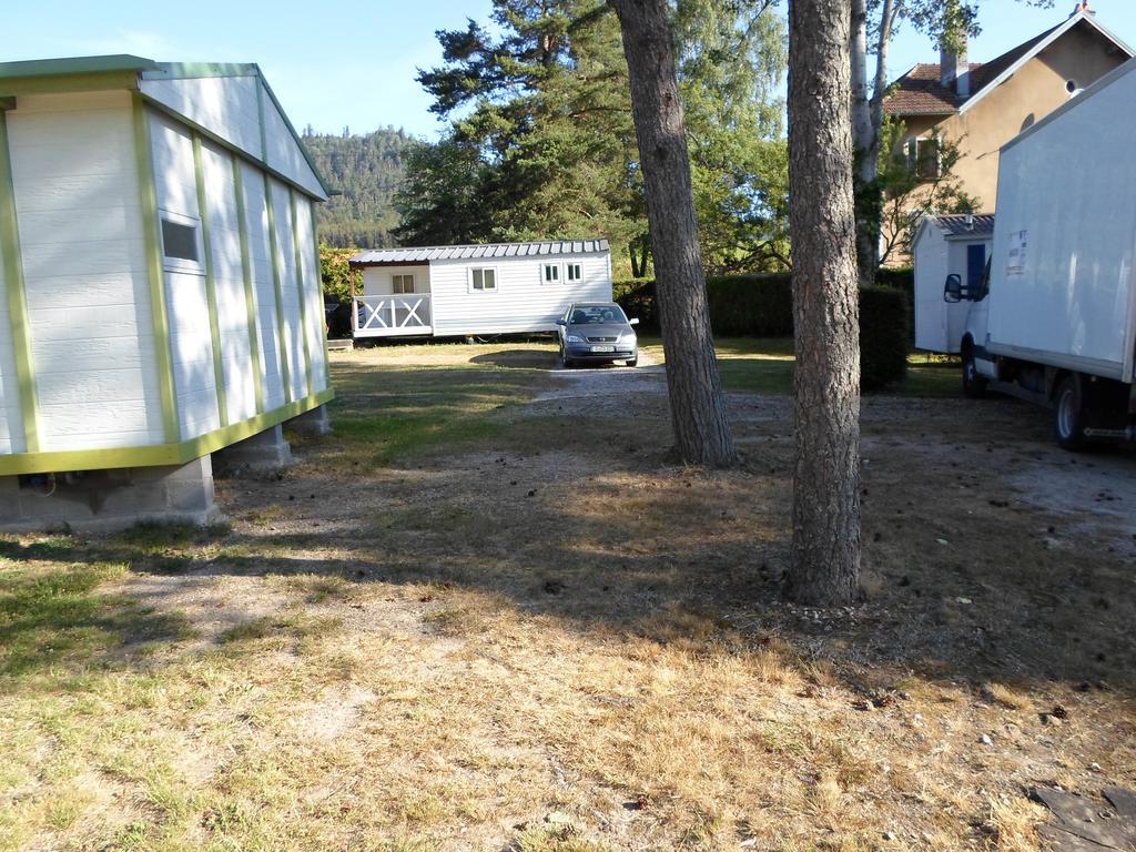 Camping Les Pinasses La Chapelle  Exteriér fotografie